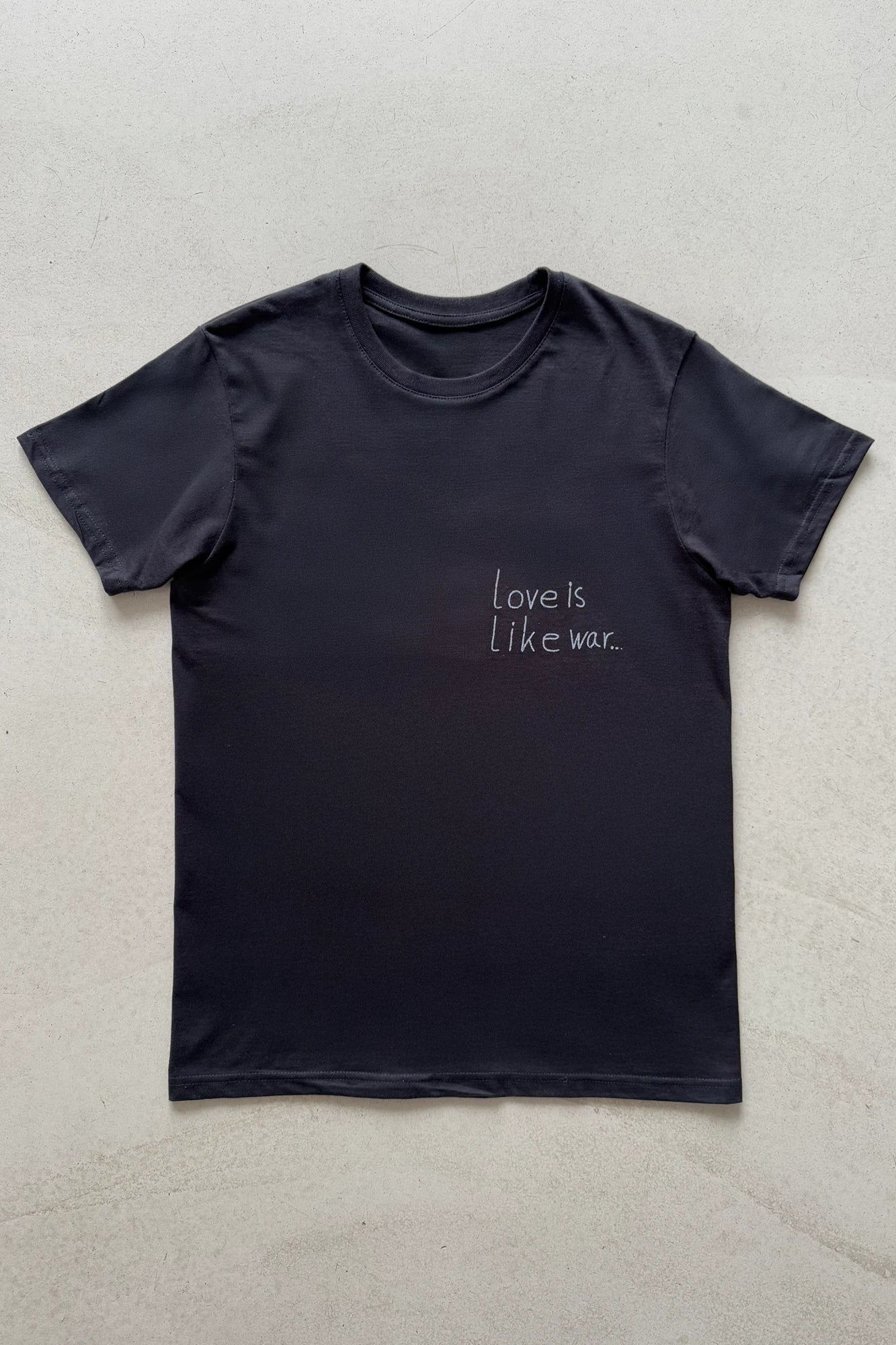 GREY LABEL PRINTED ART V-DAY T-SHIRT BLACK